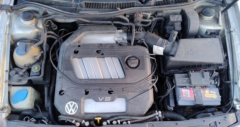 Volkswagen Bora cena 8900 przebieg: 261800, rok produkcji 1999 z Knurów małe 191